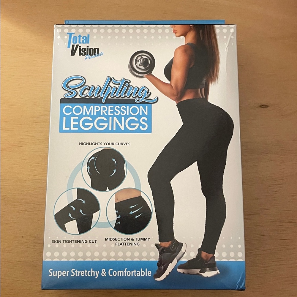 B16 new Womens Total Vision Compression Leggings Black Size Medium Waist 27-29”